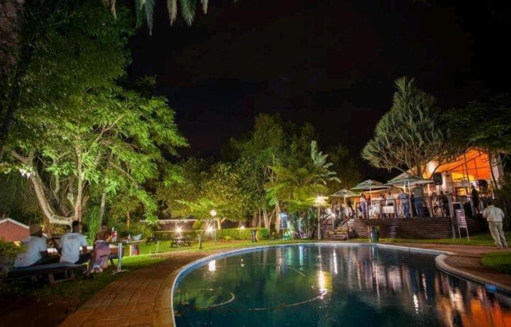 Hotel 247 @ Witrivier Buitenkant foto